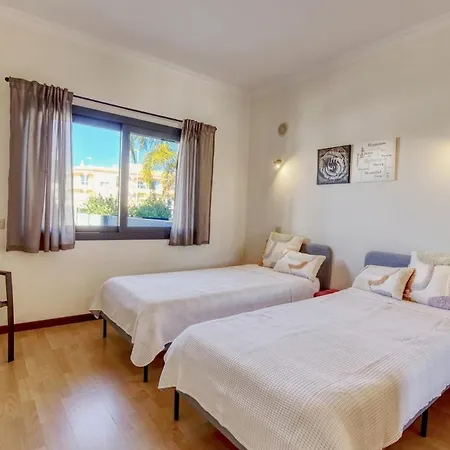 Modern Vacation With Pool In Apartment Quarteira